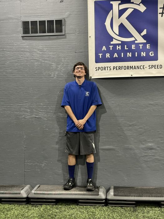 Gavin Quirarte Lead Instructor for Sports Performance Training at Kansas City Athlete Training in the Heim Electric Park Disctric in Kansas City Missouri